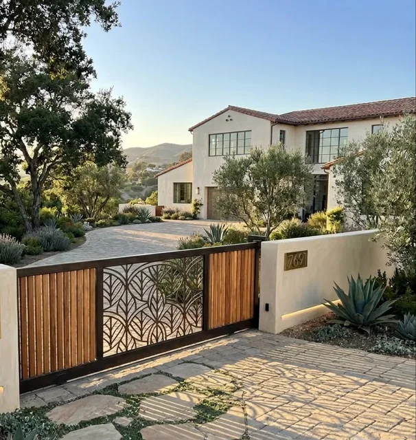 How to Choose a Gate Repair Company in Los Angeles